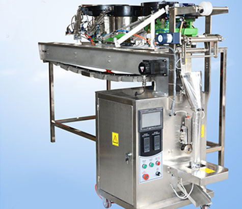 第一臺螺絲機推向市場